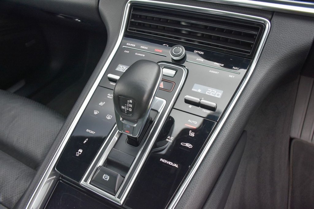 Used Porsche Panamera 2020 for sale - 78181634: Photo 30