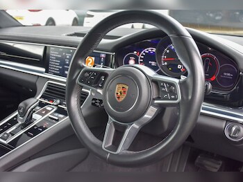 Used Porsche Panamera 2020 for sale - 78181634: Photo
