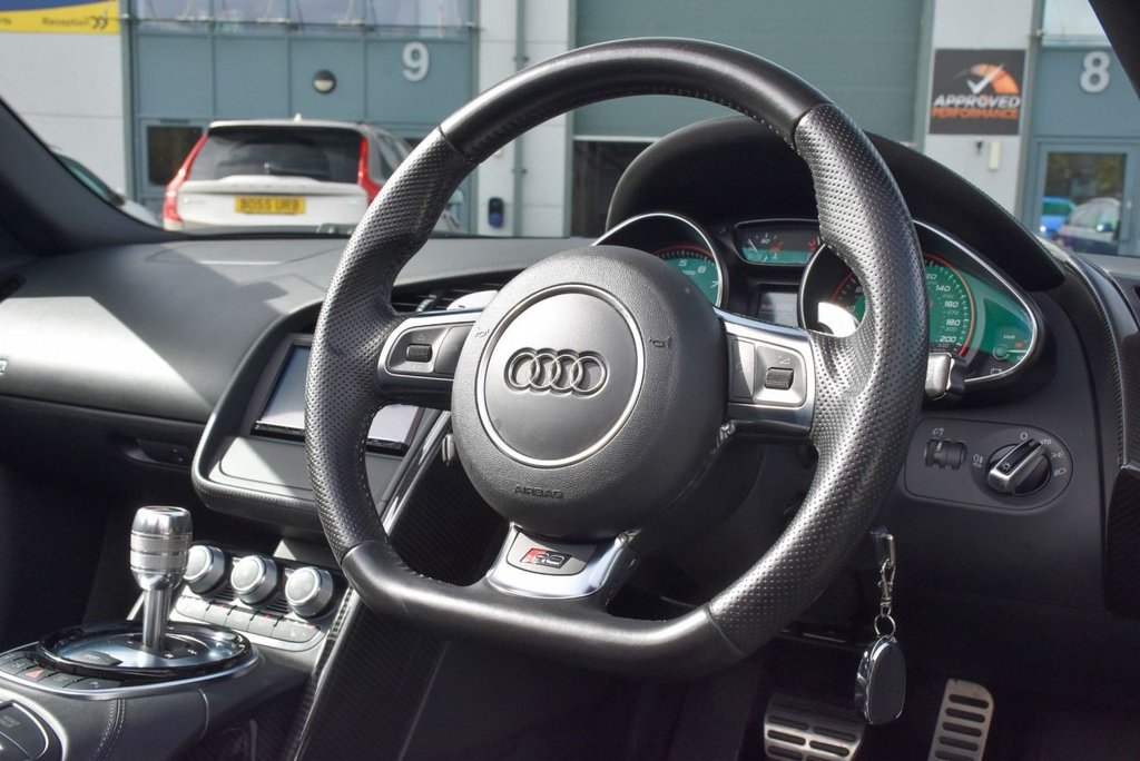Used Audi R8 2013 for sale - 77971548: Photo 3