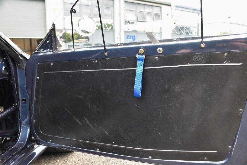 Used Nissan Skyline 2006 for sale - 77564004: Photo 37