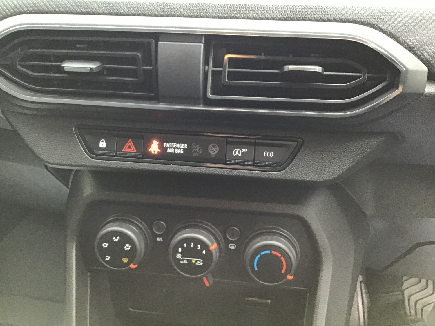 Used Dacia Jogger 2022 for sale - 76942981: Photo 19