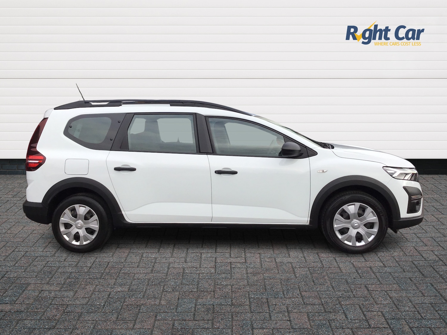 Used Dacia Jogger 2022 for sale - 76942981: Photo 4