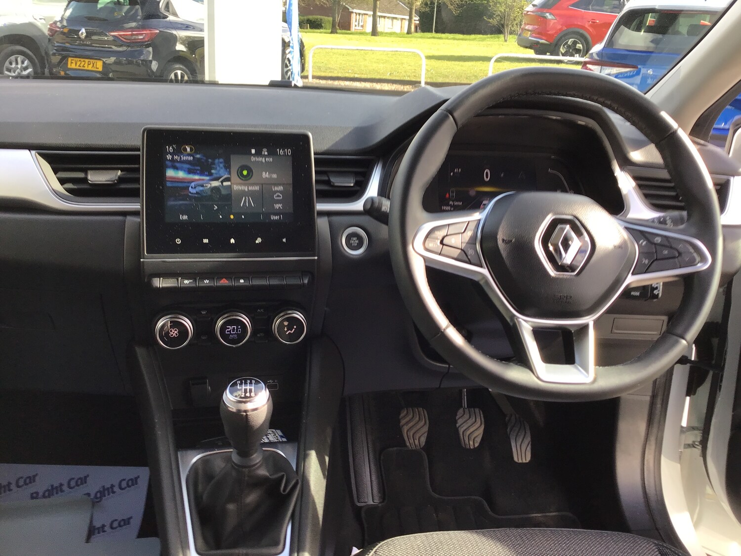 Used Renault Captur 2023 for sale - 78207019: Photo 8