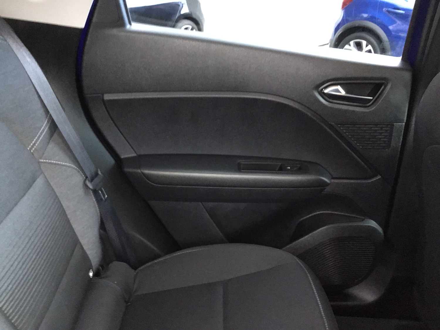 Used Renault Captur 2020 for sale - 76745399: Photo 11