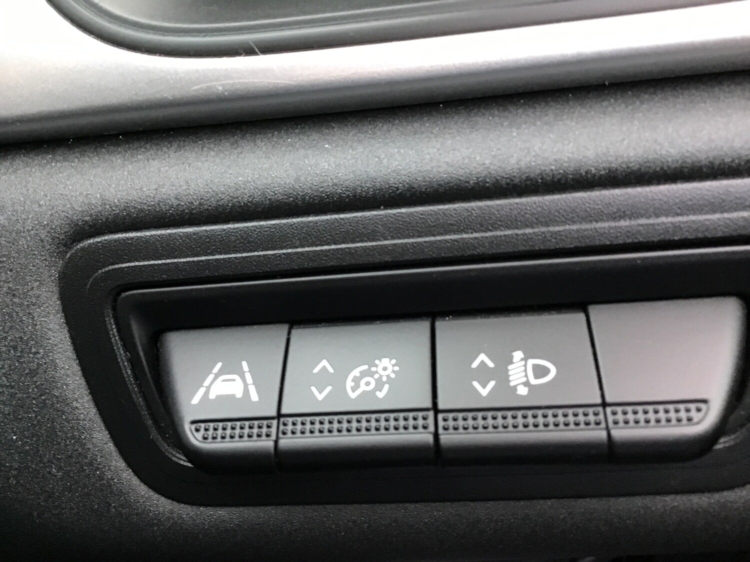 Used Renault Captur 2020 for sale - 76745399: Photo 21