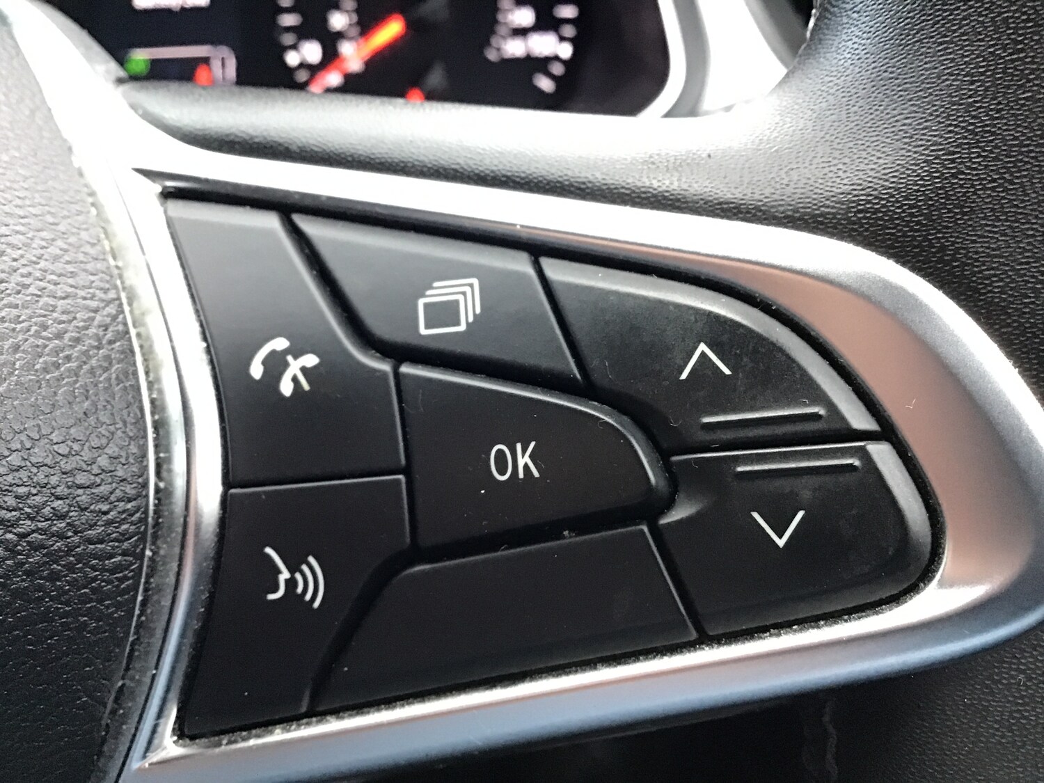 Used Renault Captur 2020 for sale - 76745399: Photo 23