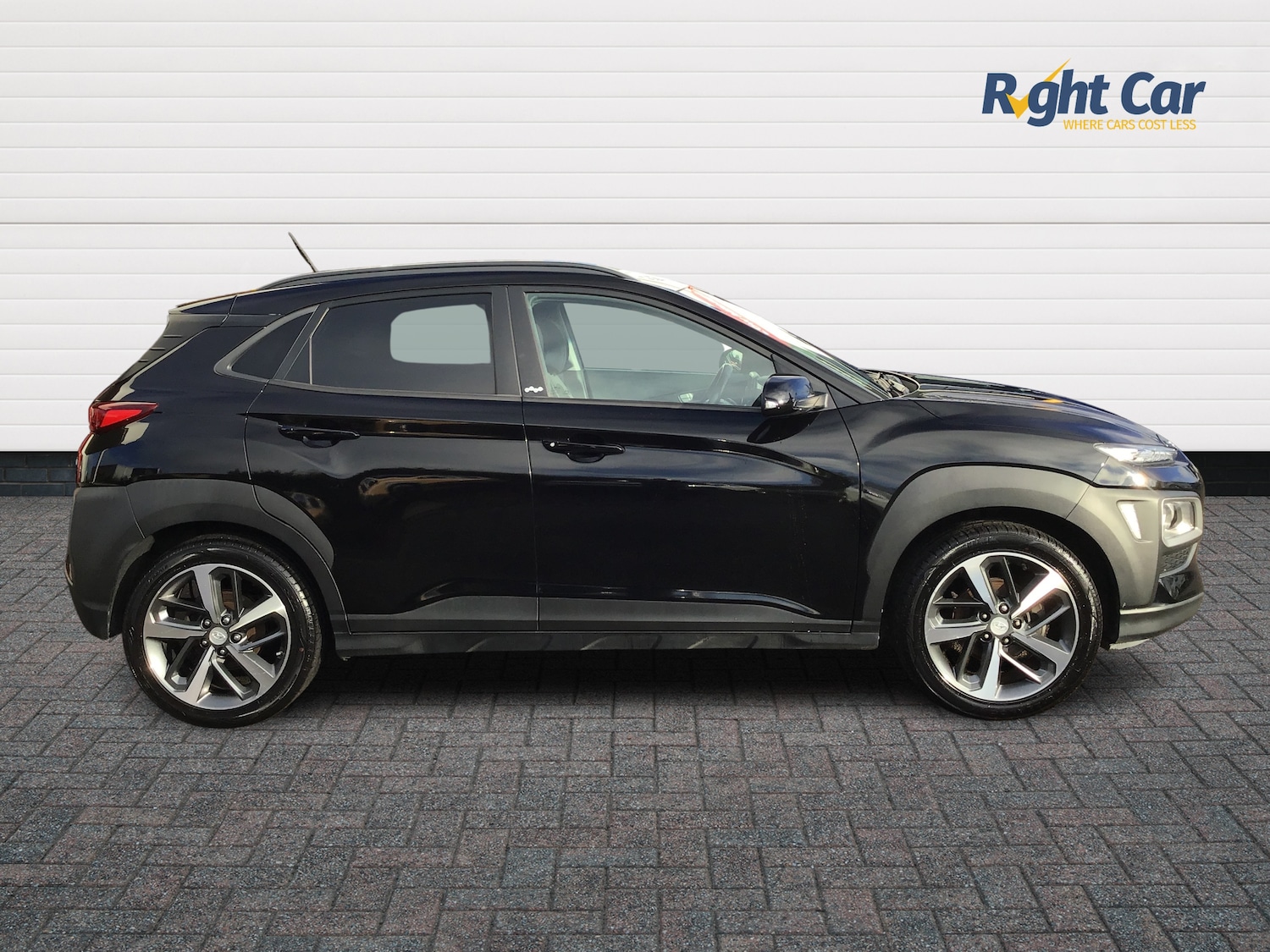 Used Hyundai KONA 2019 for sale - 76691627: Photo 4