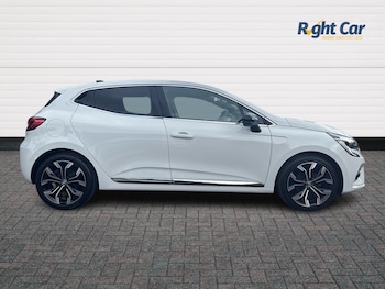 Used Renault Clio 2023 for sale - 76297790: Photo