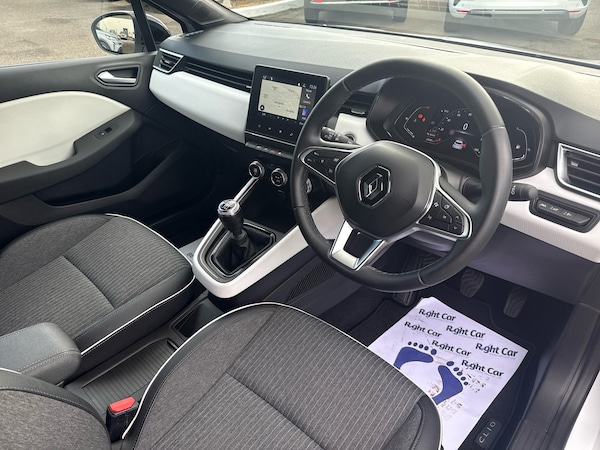 Used Renault Clio 2023 for sale - 76297790: Photo 6