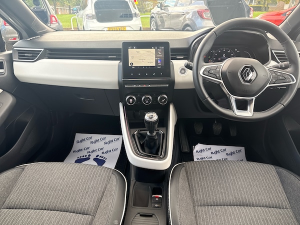 Used Renault Clio 2023 for sale - 76297790: Photo 8