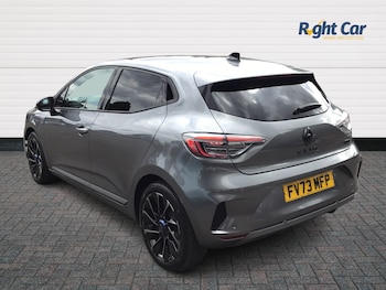 Used Renault Clio 2023 for sale - 75389841: Photo