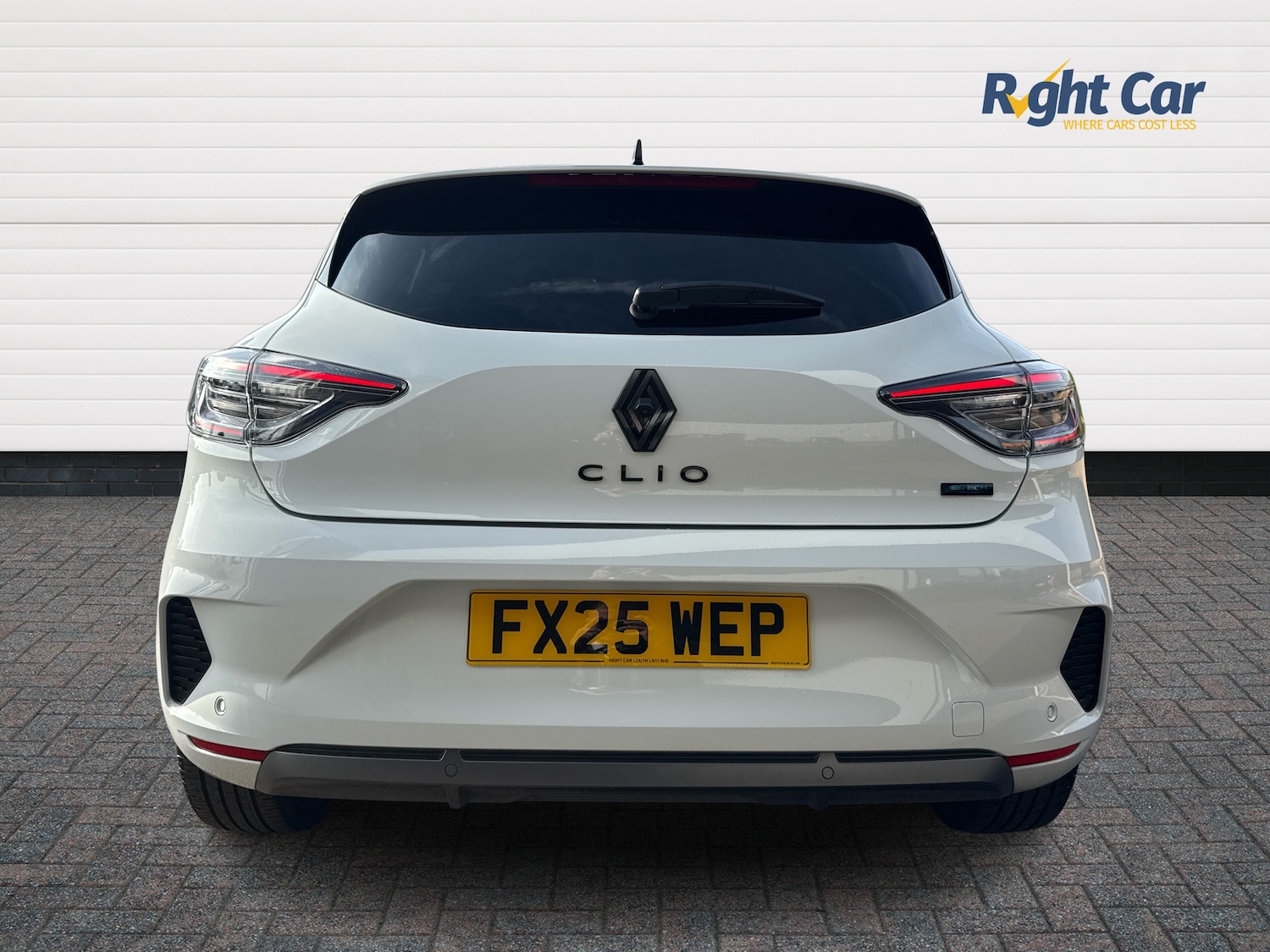 Used Renault Clio 2025 for sale - 76155297: Photo 12