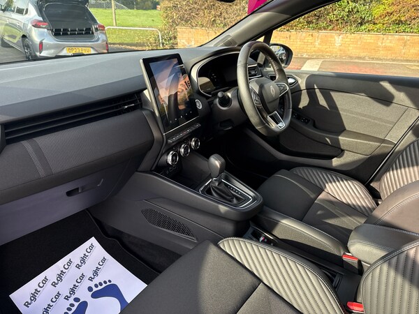 Used Renault Clio 2025 for sale - 76155297: Photo 2
