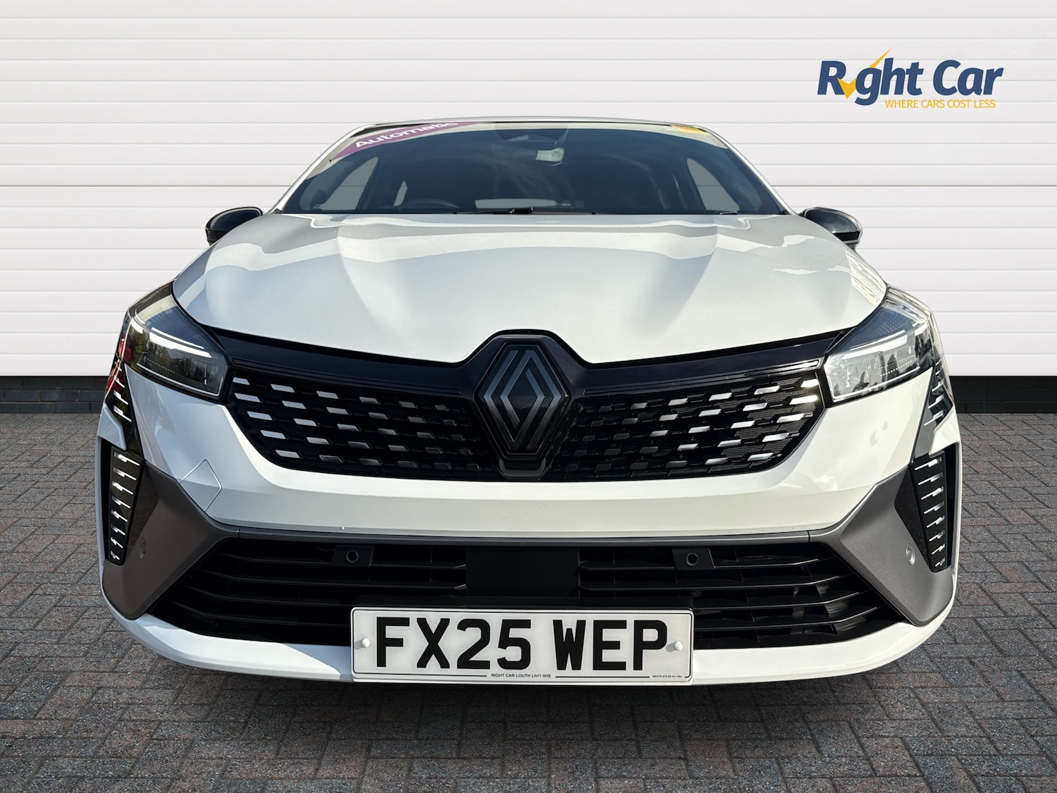 Used Renault Clio 2025 for sale - 76155297: Photo 7