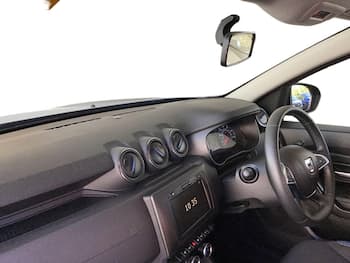 Used Dacia Duster 2021 for sale - 79752268: Photo