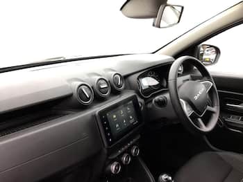 Used Dacia Duster 2023 for sale - 79832513: Photo