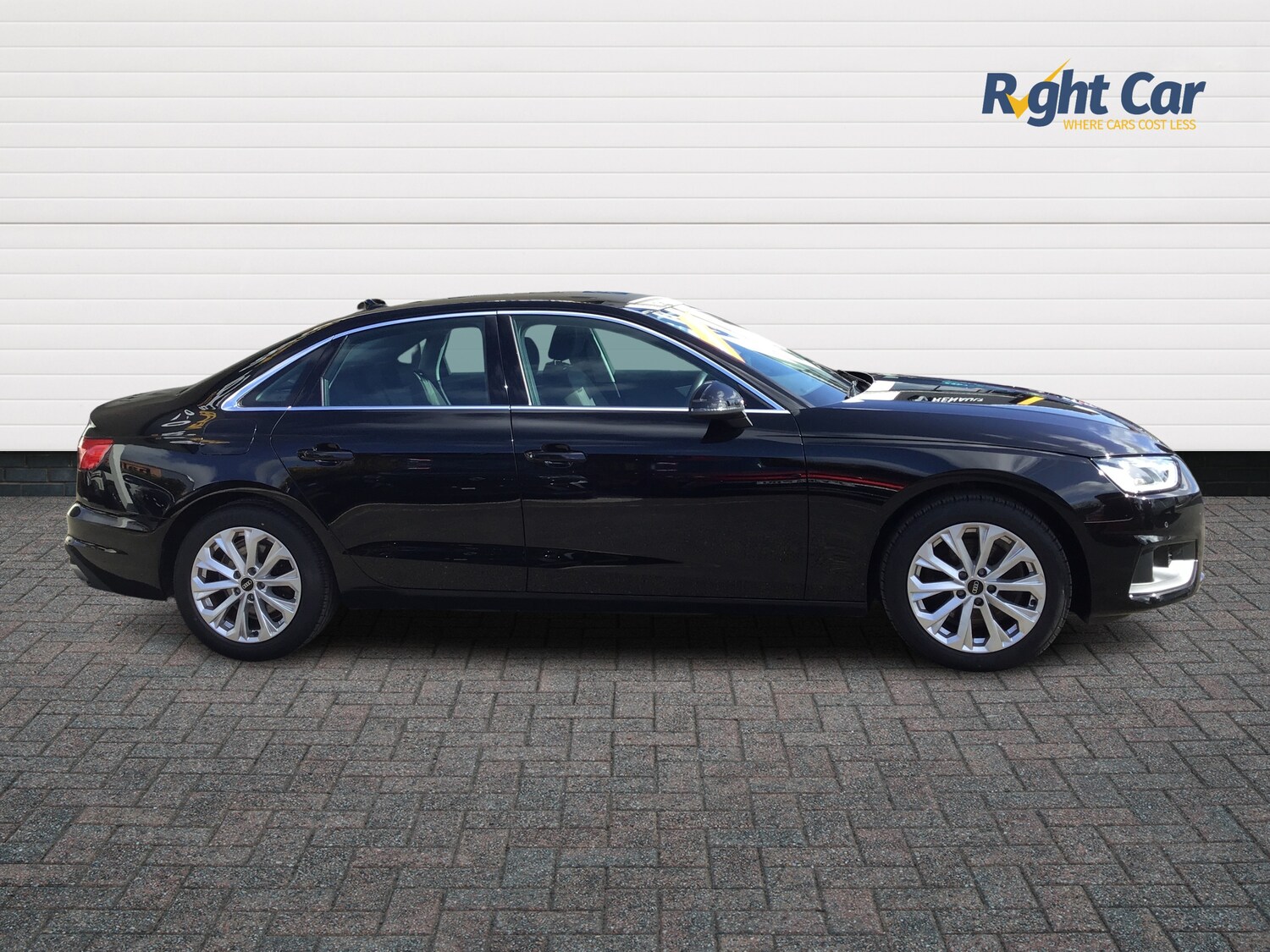 Used Audi A4 2022 for sale - 77894006: Photo 4