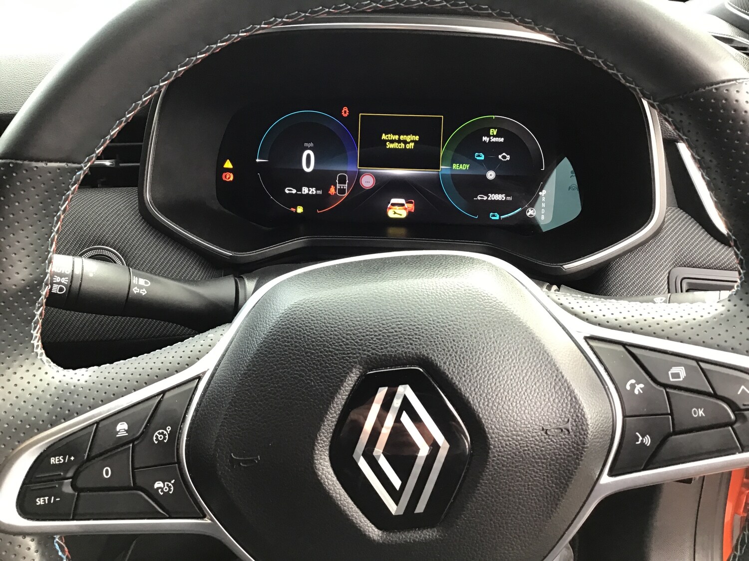 Used Renault Clio 2024 for sale - 77826590: Photo 21