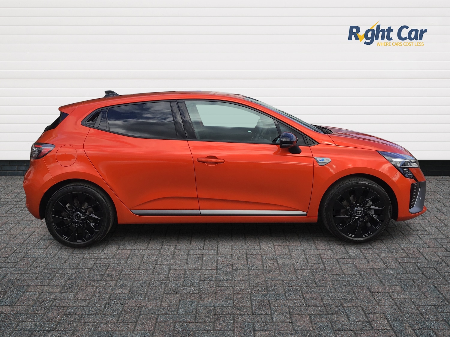 Used Renault Clio 2024 for sale - 77826590: Photo 4