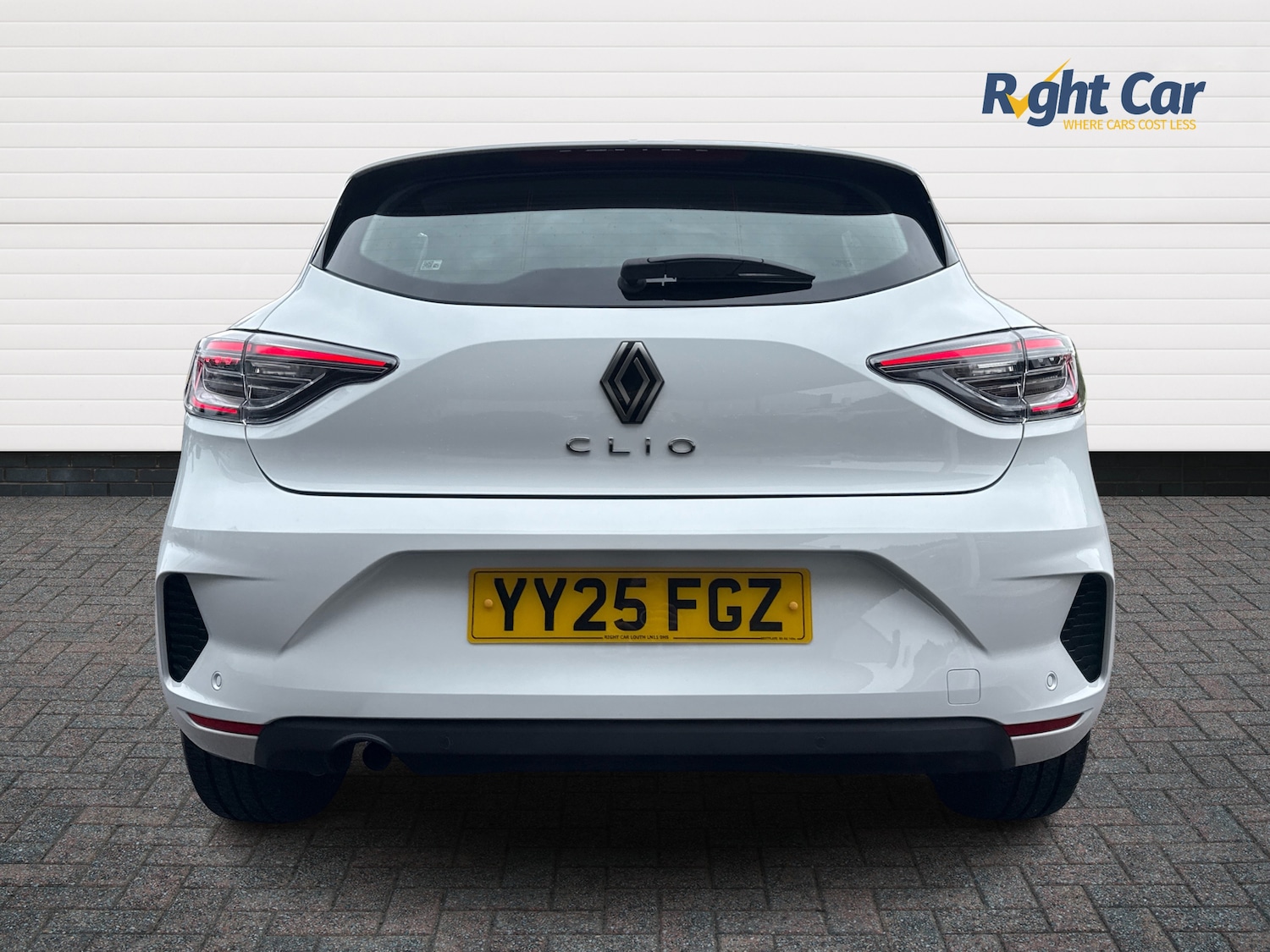 Used Renault Clio 2025 for sale - 76140730: Photo 12