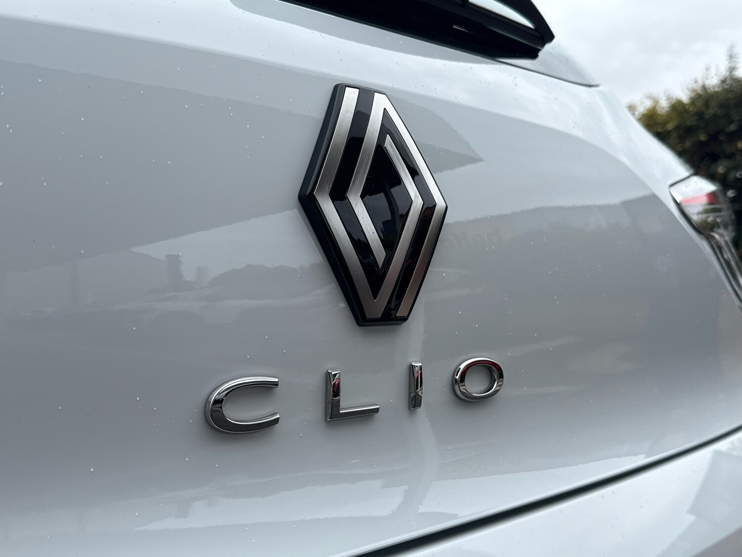 Used Renault Clio 2025 for sale - 76140730: Photo 15