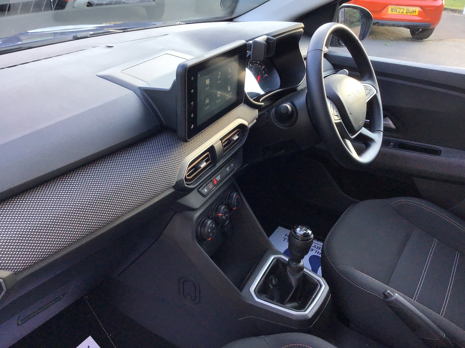 Used Dacia Sandero Stepway 2024 for sale - 76125160: Photo 2