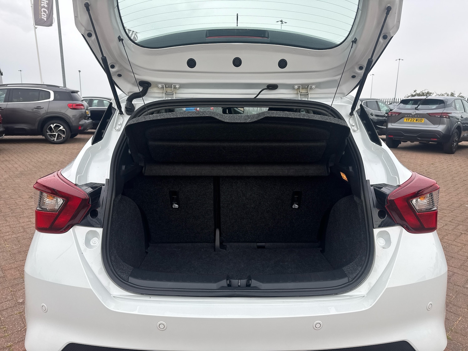 Used Nissan Micra 2017 for sale - 76140726: Photo 9