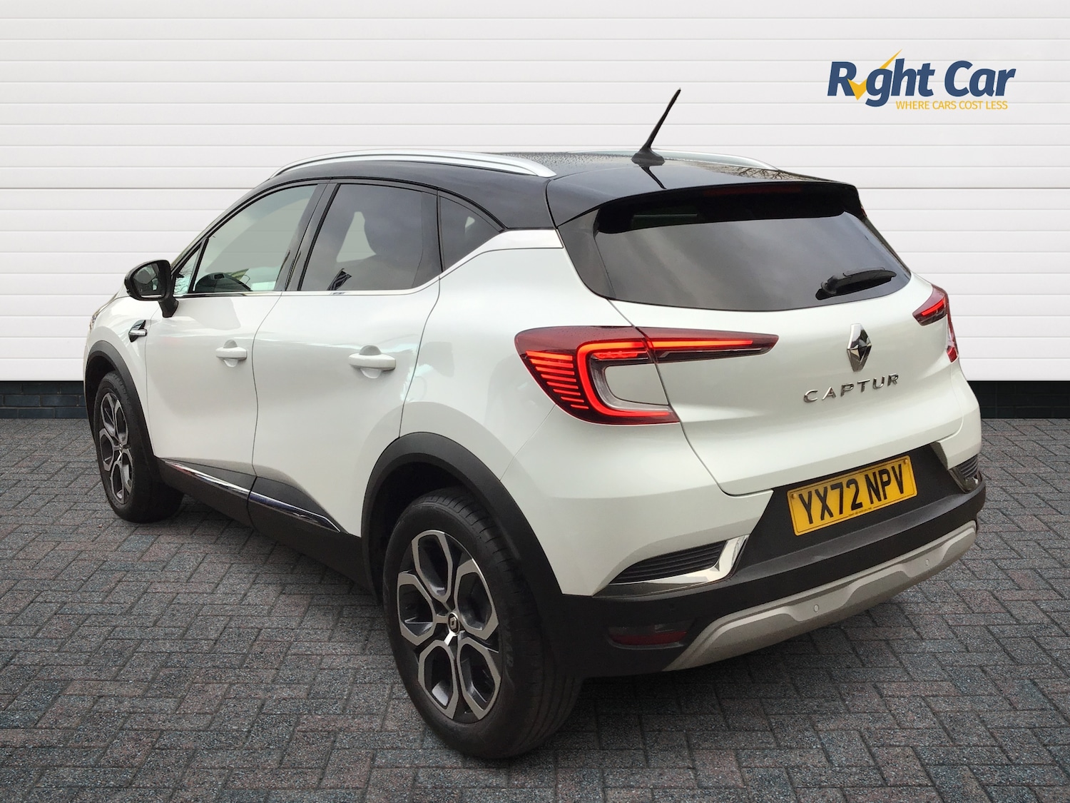 Used Renault Captur 2022 for sale - 76745398: Photo 3