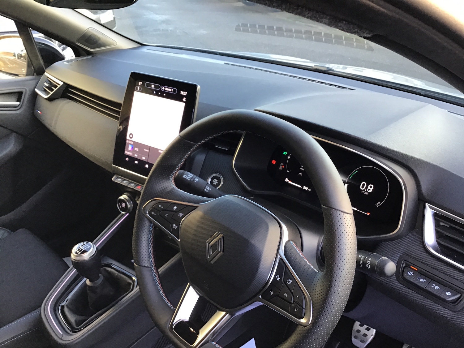 Used Renault Clio 2025 for sale - 77018394: Photo 6