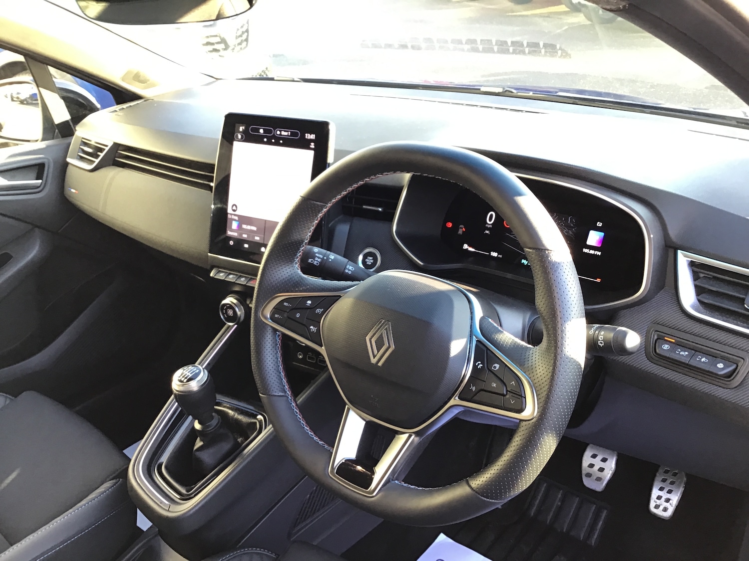 Used Renault Clio 2025 for sale - 76661120: Photo 6