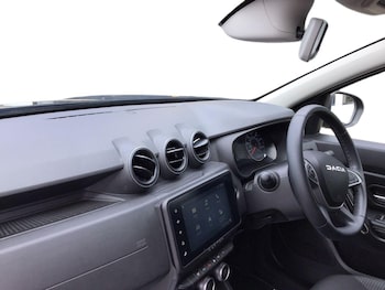 Used Dacia Duster 2023 for sale - 79294104: Photo