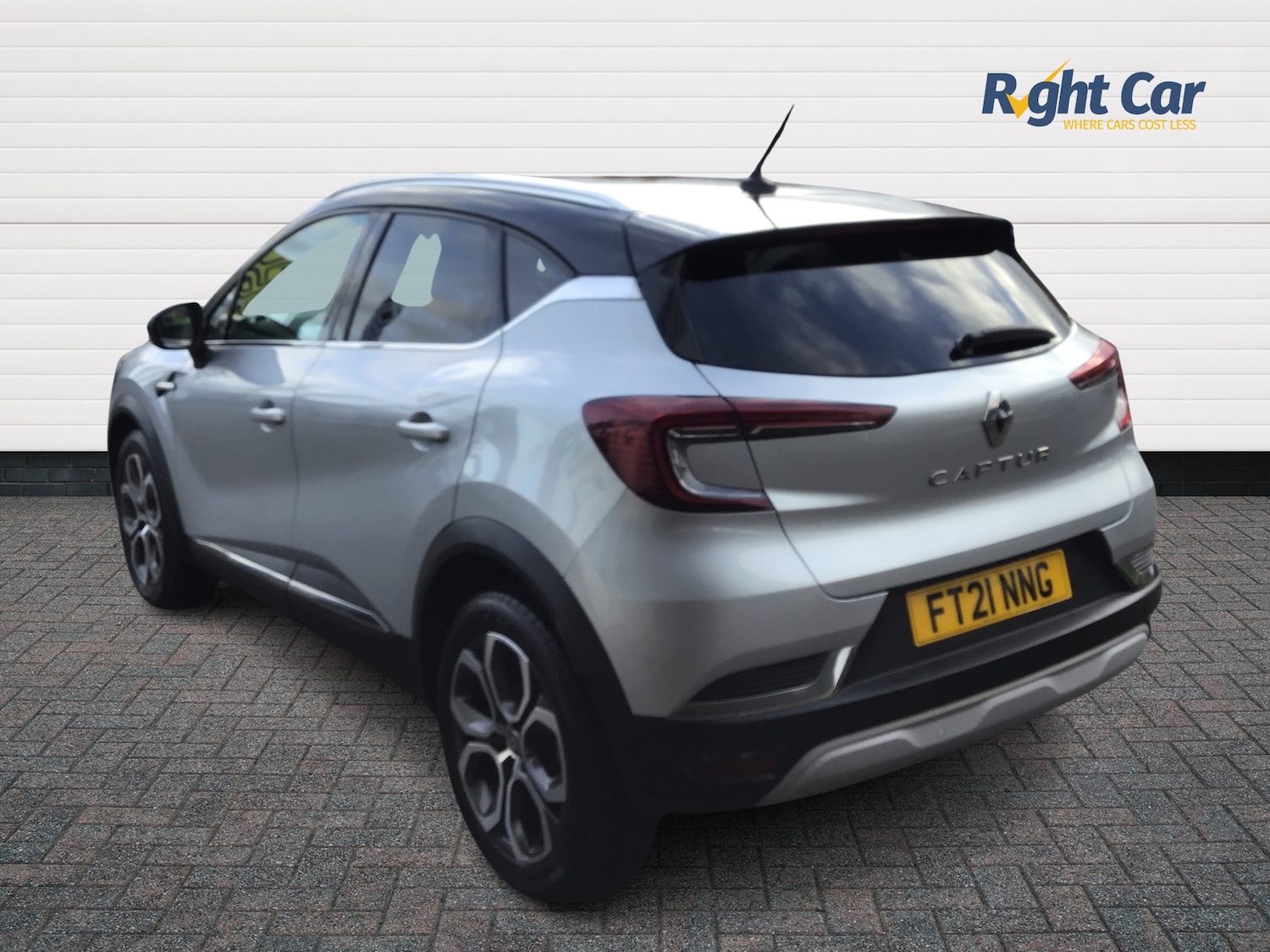Used Renault Captur 2021 for sale - 76474741: Photo 3
