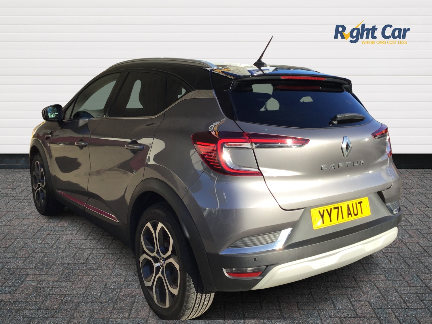 Used Renault Captur 2021 for sale - 77560659: Photo 3