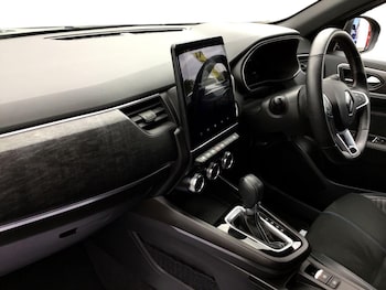 Used Renault Arkana 2024 for sale - 79294076: Photo