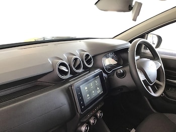 Used Dacia Duster 2024 for sale - 79318929: Photo