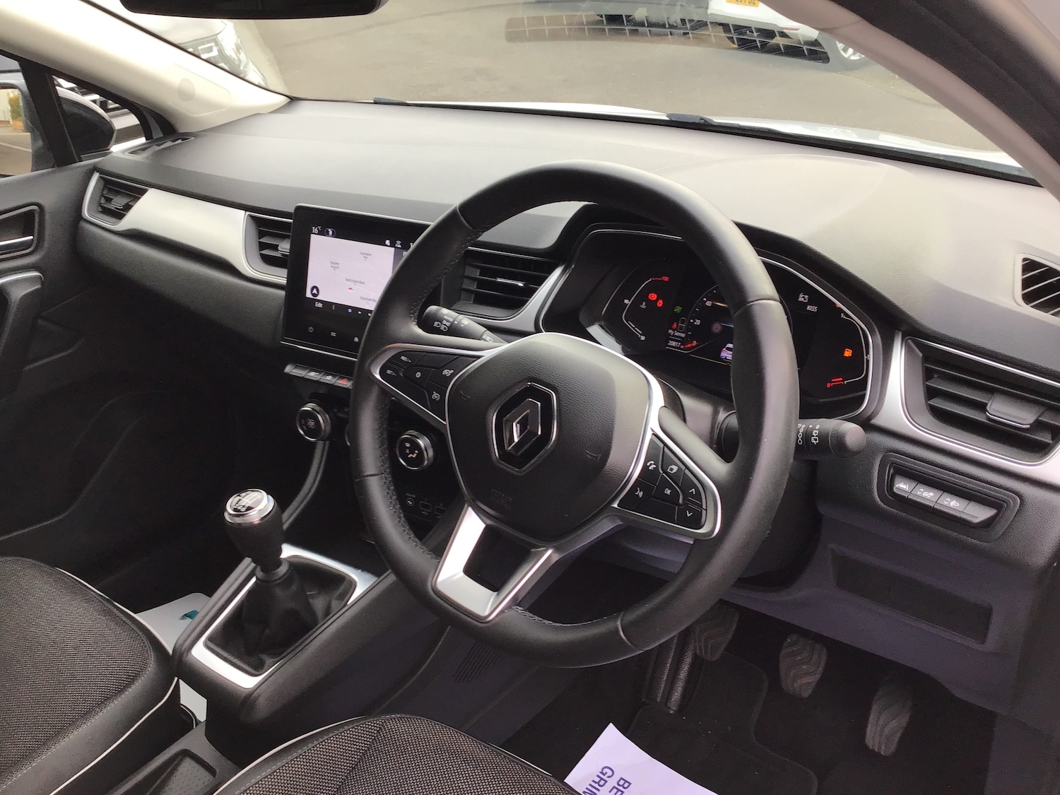 Used Renault Captur 2022 for sale - 76501113: Photo 6