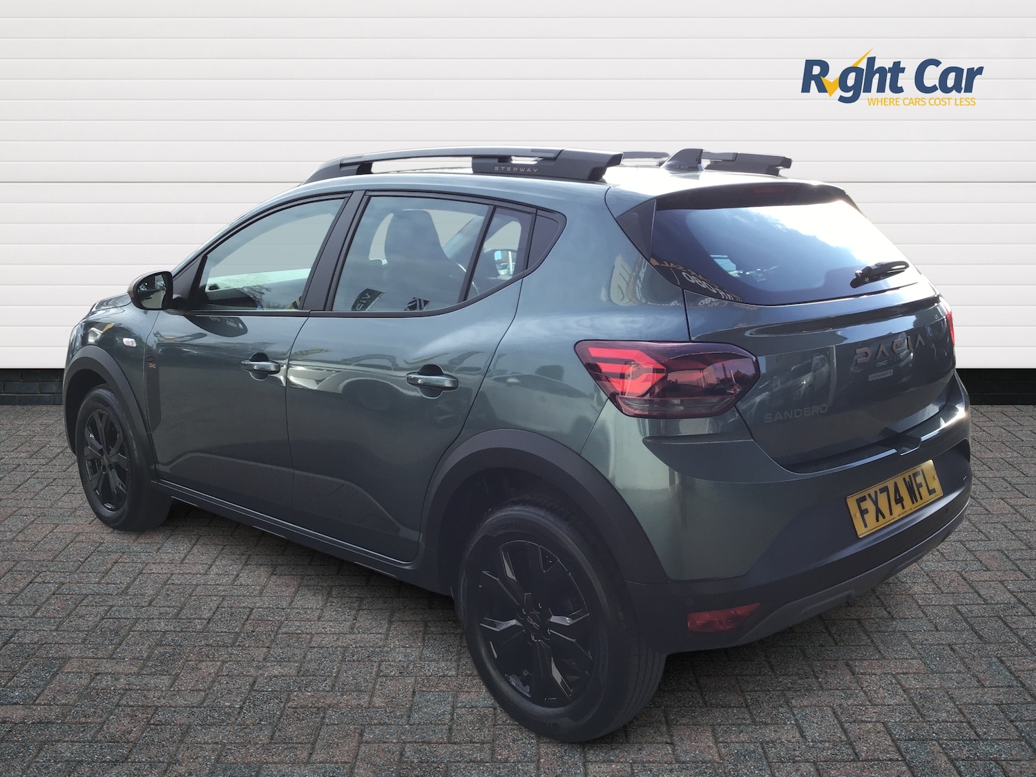 Used Dacia Sandero Stepway 2024 for sale - 77740130: Photo 3