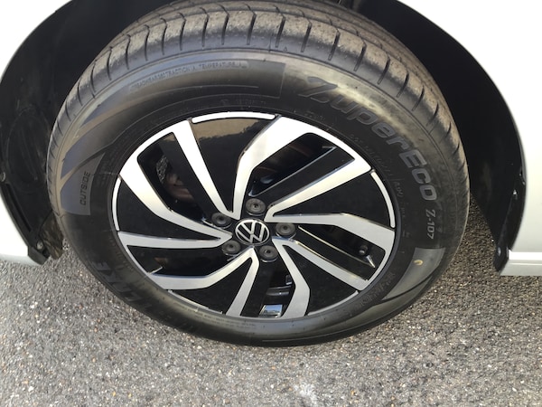 Used Volkswagen Polo 2023 for sale - 75603111: Photo 5