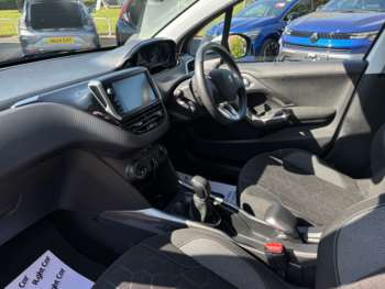Used Peugeot 2008 2018 for sale - 74633347: Photo