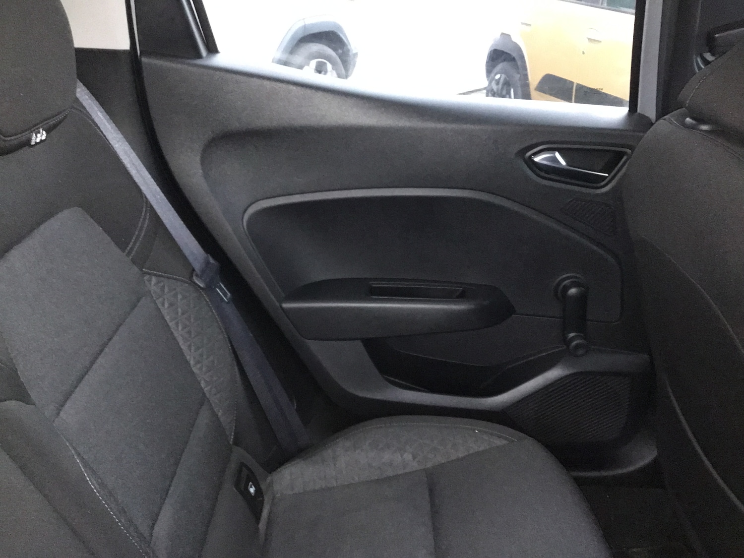 Used Renault Clio 2020 for sale - 77499772: Photo 11