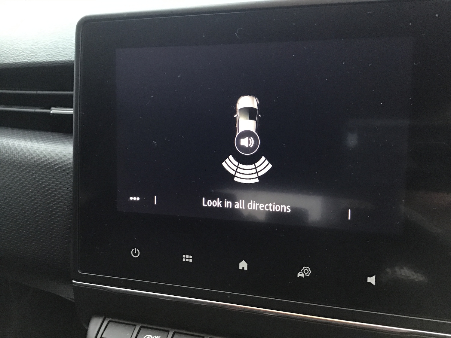 Used Renault Clio 2020 for sale - 77499772: Photo 24