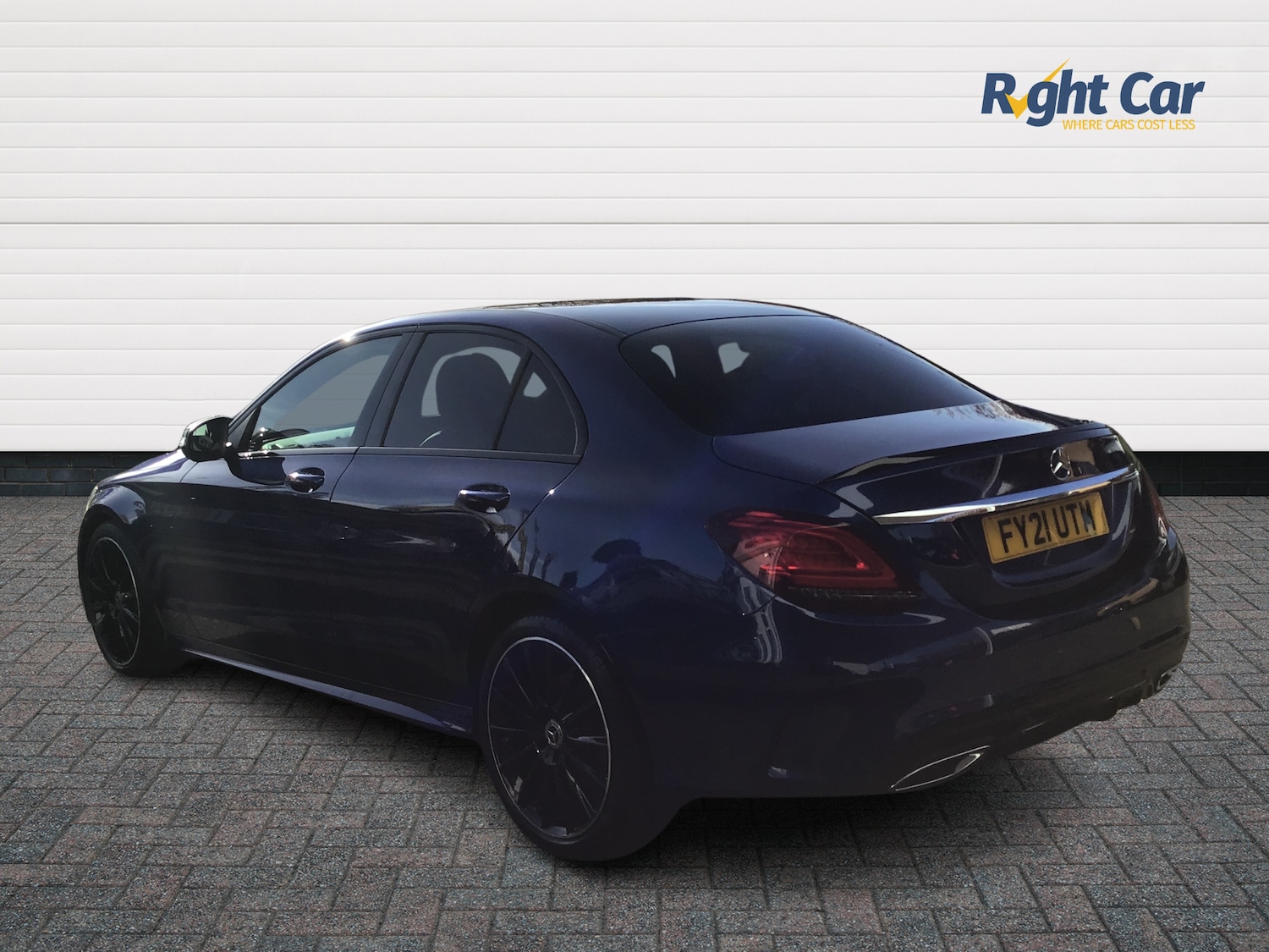 Used Mercedes-Benz C Class 2021 for sale - 76400509: Photo 3