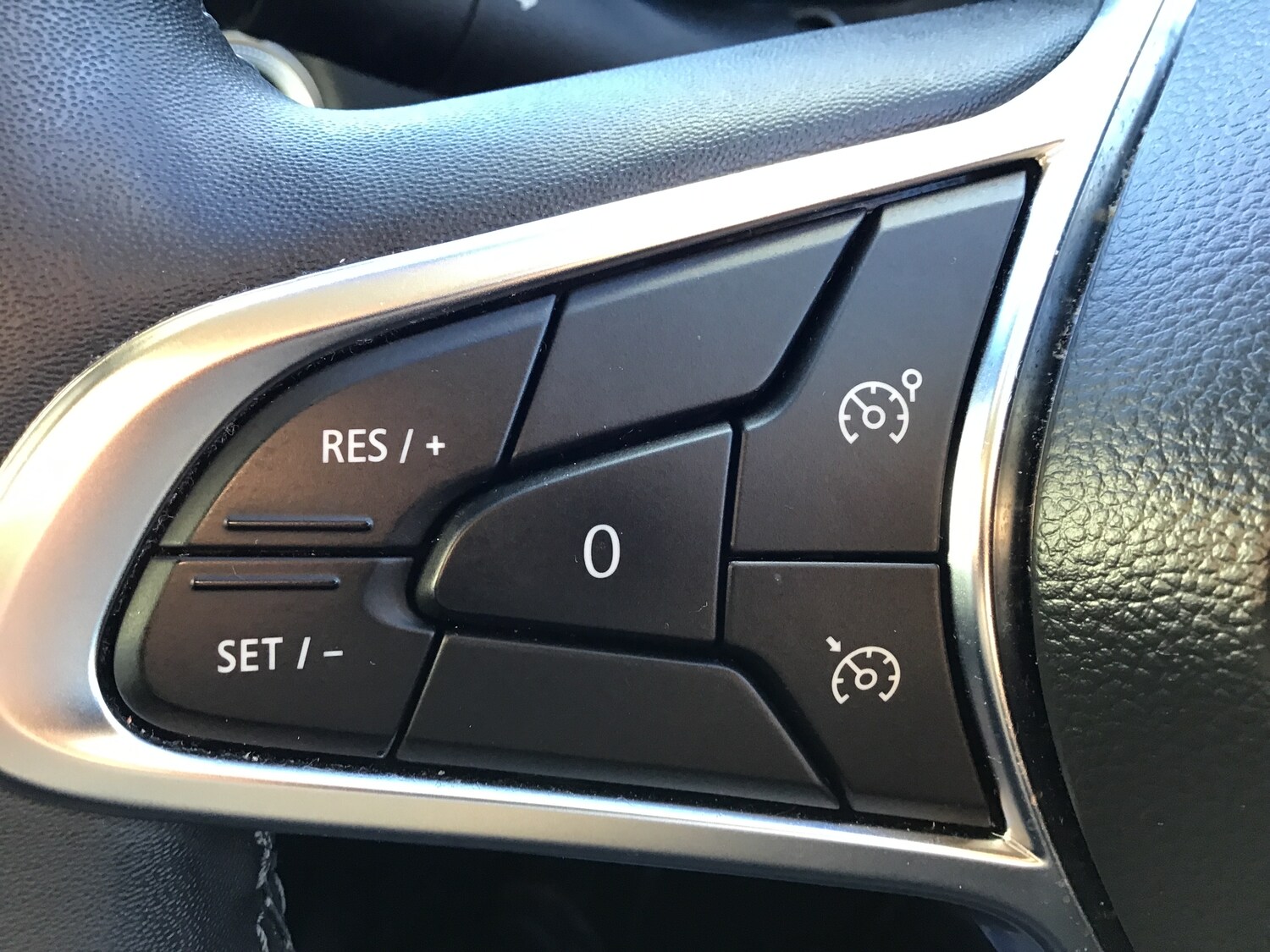 Used Renault Captur 2022 for sale - 76760749: Photo 21