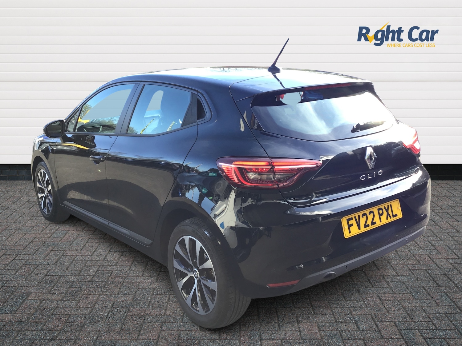 Used Renault Clio 2022 for sale - 78159156: Photo 3