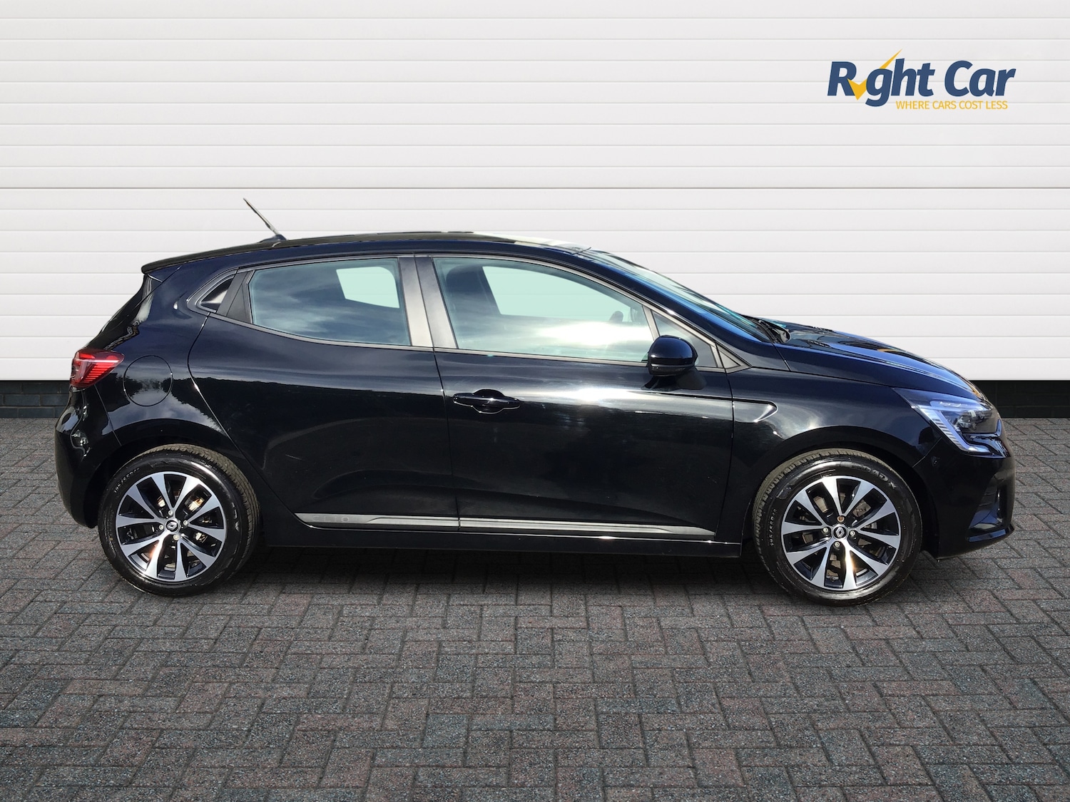 Used Renault Clio 2022 for sale - 78159156: Photo 4