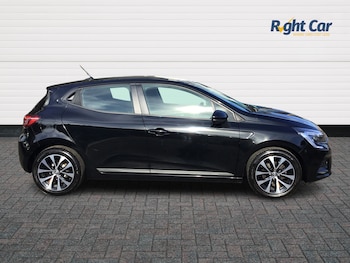 Used Renault Clio 2022 for sale - 78159156: Photo