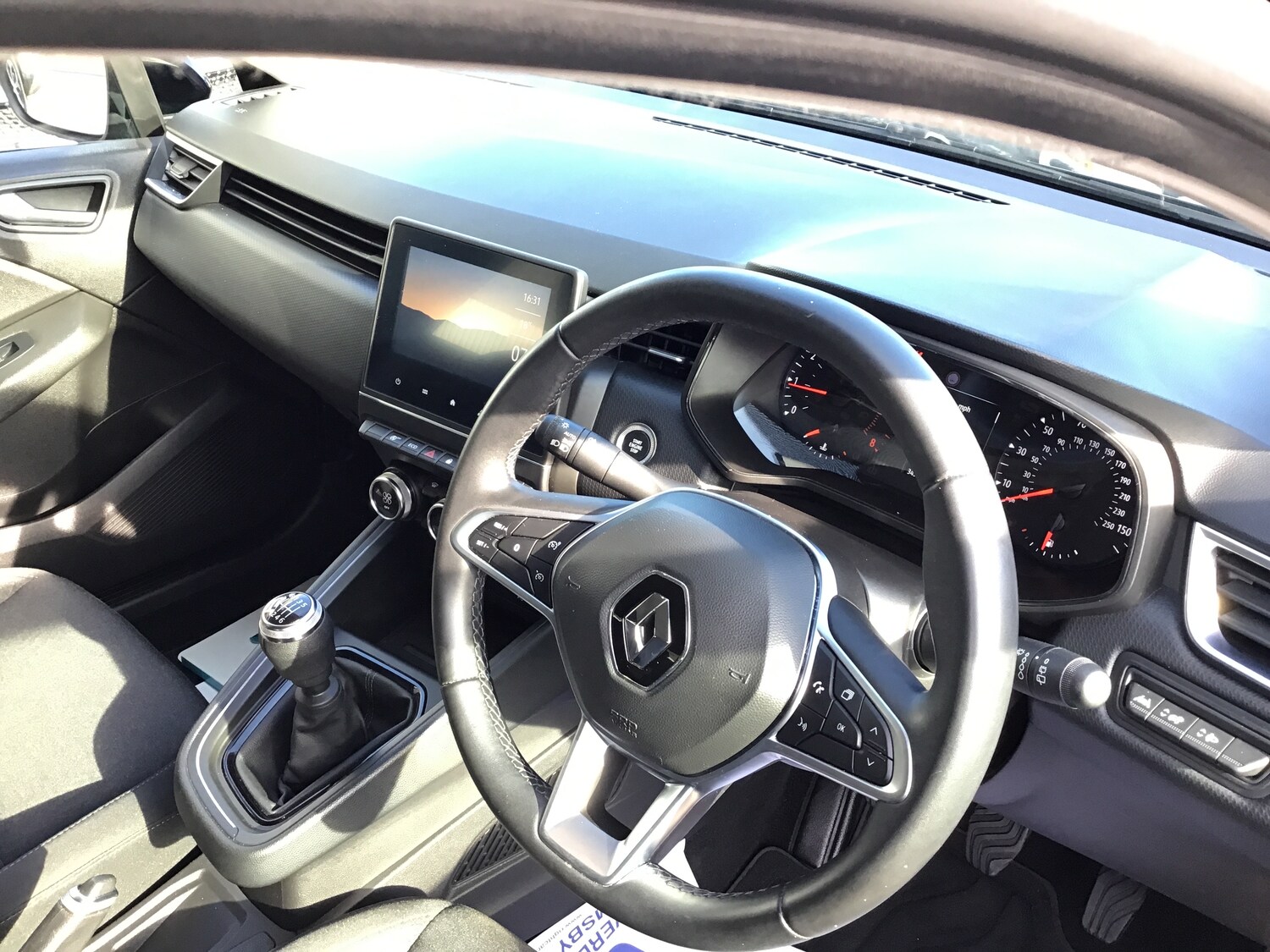 Used Renault Clio 2022 for sale - 78159156: Photo 6