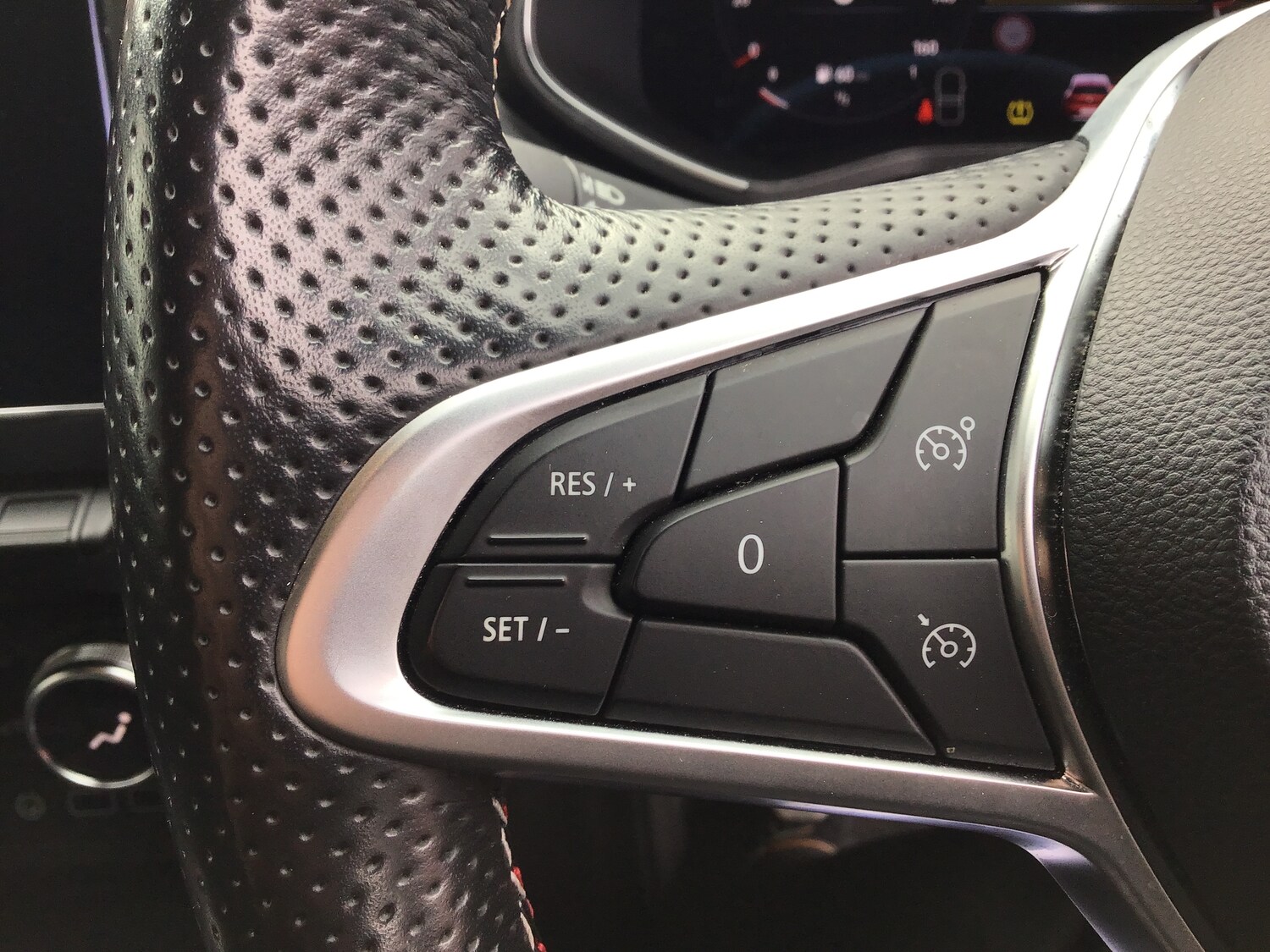 Used Renault Clio 2023 for sale - 78009171: Photo 19