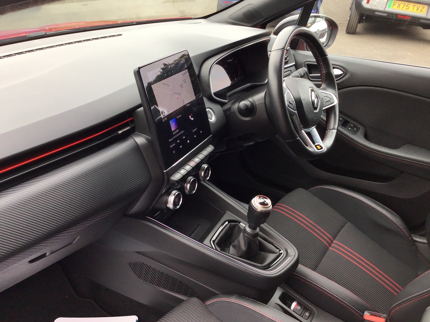 Used Renault Clio 2023 for sale - 78009171: Photo 2