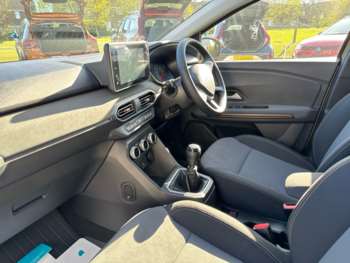 Used Dacia Sandero Stepway 2025 for sale - 74740533: Photo